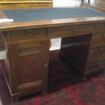 467 4582 WRITING DESK